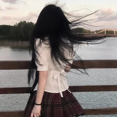 非主流新生代女生真人头像