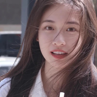 独具风格的女孩头像图片