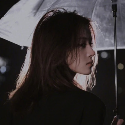 独具风格的女孩头像图片