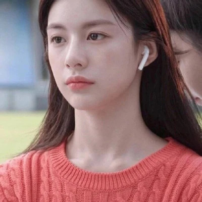 女生微信头像小众个性高清图片