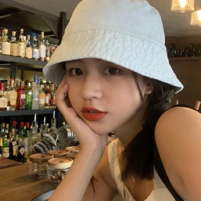 个性超酷！女生微信头像图片推荐