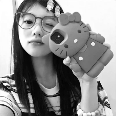 真人美女头像少女黑白