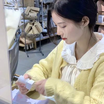 充满魅力的真人少女头像