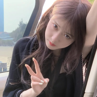魅力十足的真人少女头像