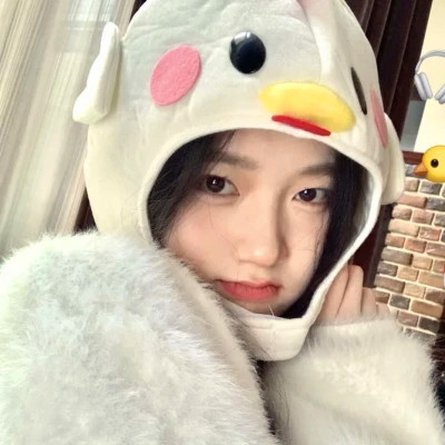 青春洋溢的真人少女头像