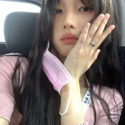 青春洋溢的真人少女头像