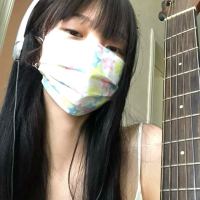 青春洋溢的真人少女头像
