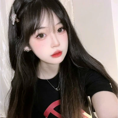 魅力四射的真人少女头像