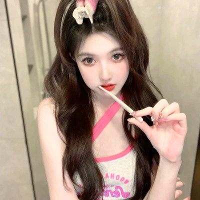 魅力四射的真人少女头像