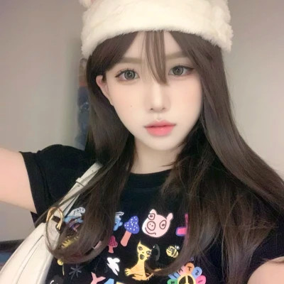 神仙般的真人少女头像