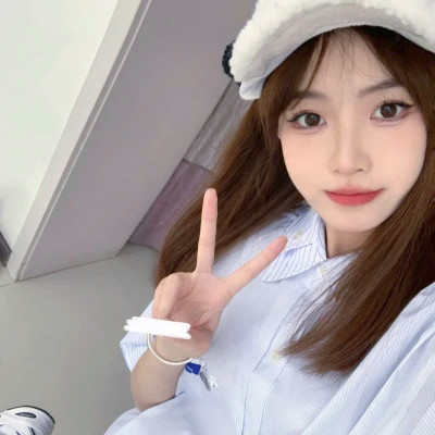 神仙般的真人少女头像