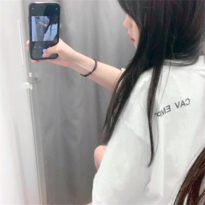 神仙般的真人少女头像