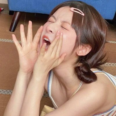 大气优雅的真人少女头像