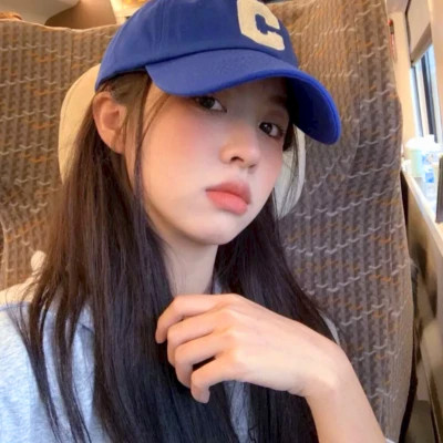 大气优雅的真人少女头像