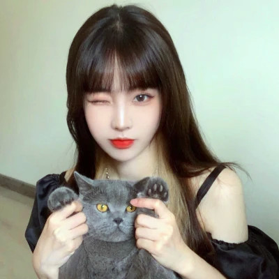 独一无二的青春女生头像