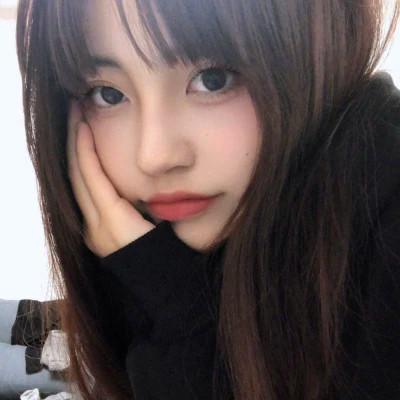 独一无二的青春女生头像