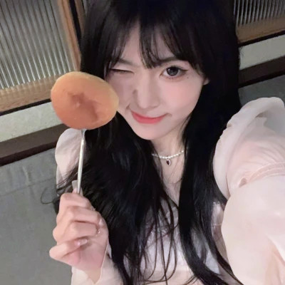 与众不同的精美少女头像
