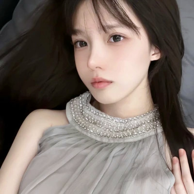 与众不同的精美少女头像