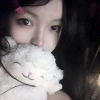 精美的高清少女头像