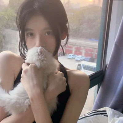 精美的高清少女头像