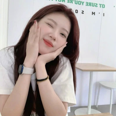 清新自然的高清少女头像