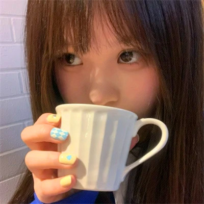 气质高雅的高清少女头像
