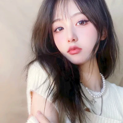 气质高雅的高清少女头像