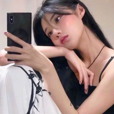 气质高雅的高清少女头像