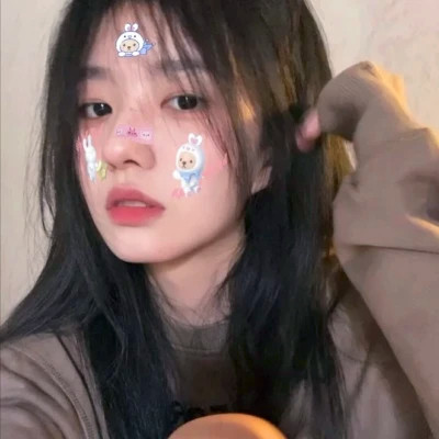 优美动人的高清少女头像