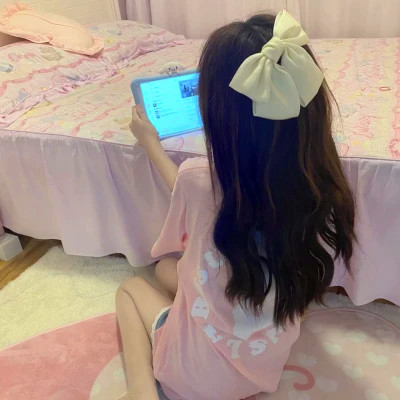 青春活力的高清少女头像