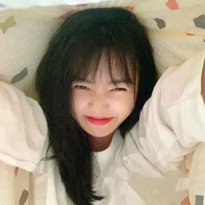 与众不同的真人女生头像