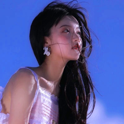 时尚潮流的真人女生头像