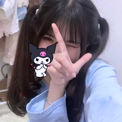 气质独特的漂亮女生头像