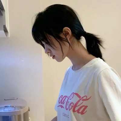 美到爆的女生头像