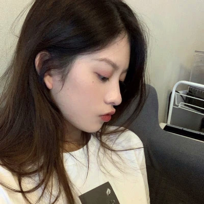 美到爆的女生头像