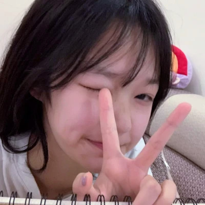 美到爆的女生头像