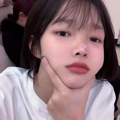 美到爆的女生头像
