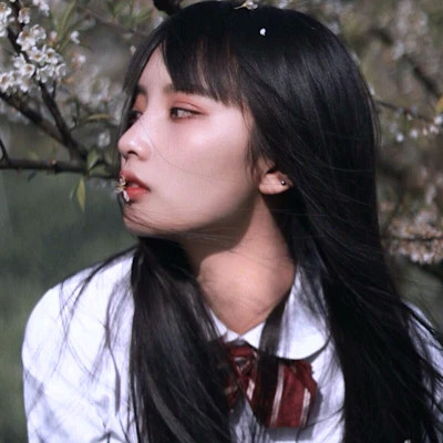 美到爆的女生头像