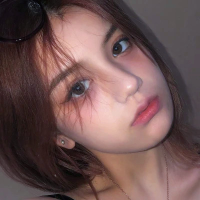 个性十足的青春女生头像