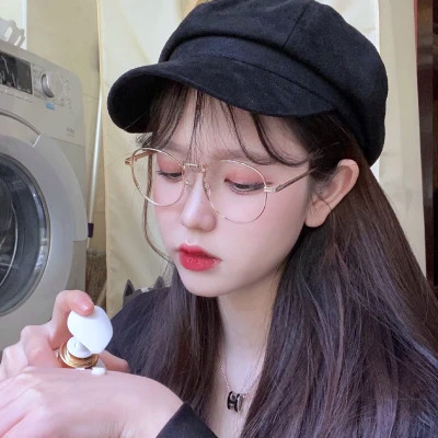 个性十足的青春女生头像