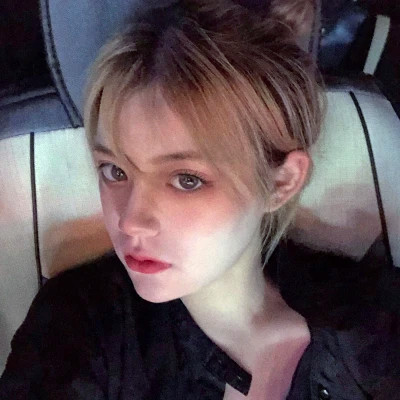个性十足的青春女生头像