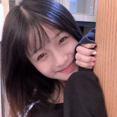 2025最新潮的青春女生头像