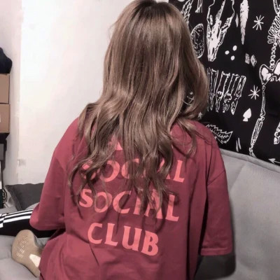 漂亮到爆的高清少女头像