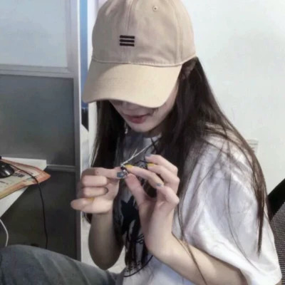 漂亮到爆的高清少女头像