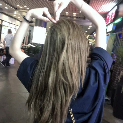 清新素颜女生头像