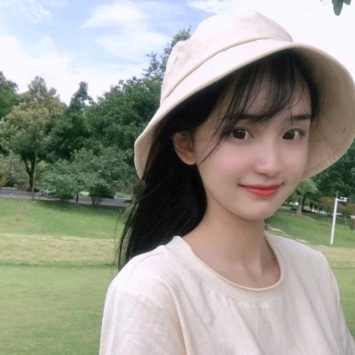 清新素颜女生头像