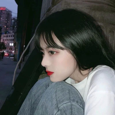 清新素颜女生头像