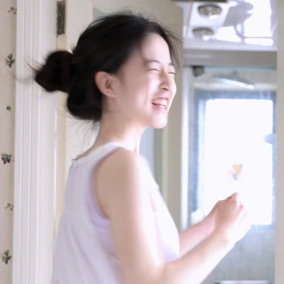 纯真自然的女孩头像
