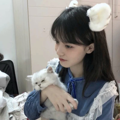 纯真自然的女孩头像