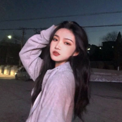 纯真自然的女孩头像
